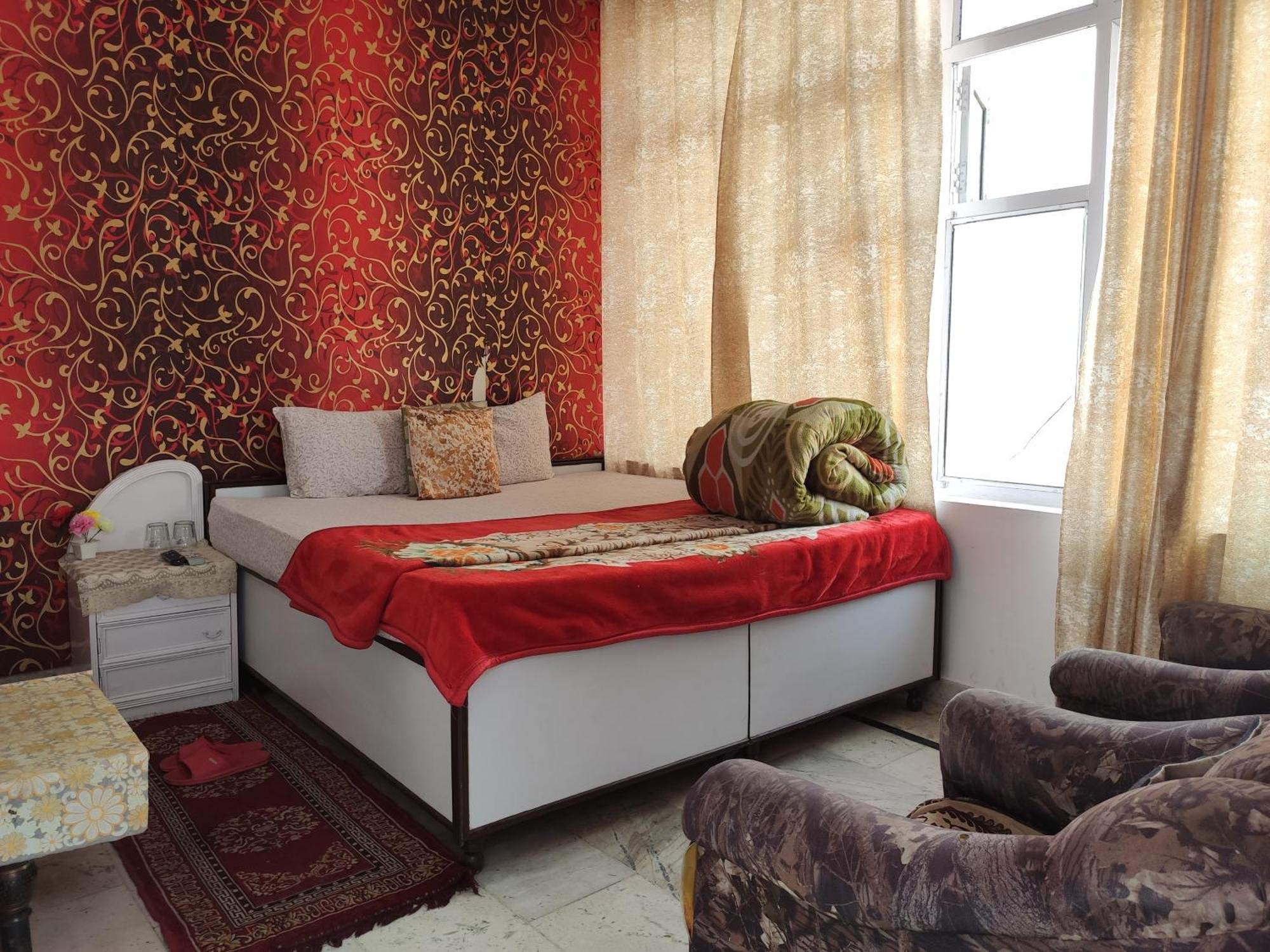 Solan Regency Hotel Buitenkant foto