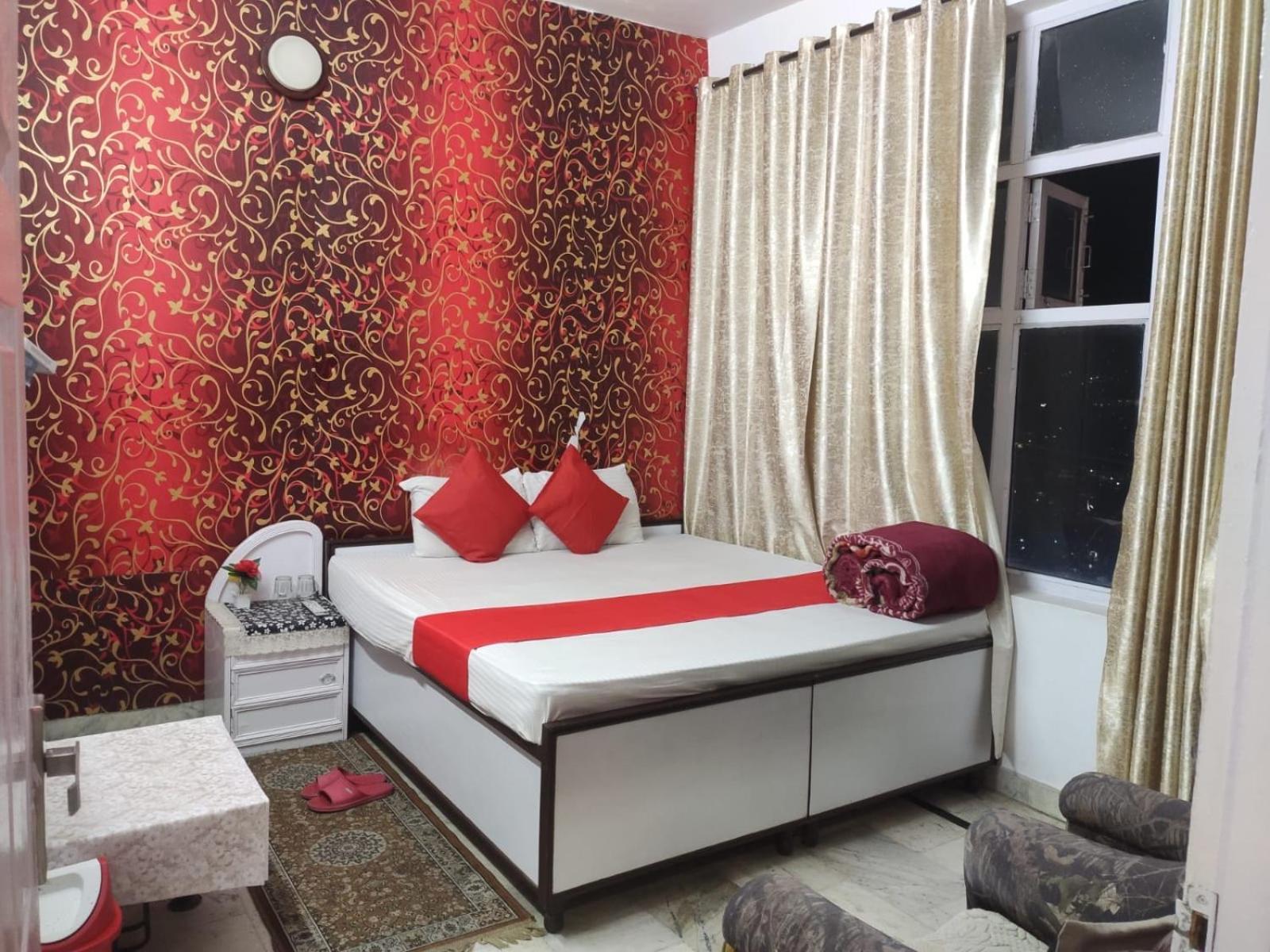 Solan Regency Hotel Buitenkant foto